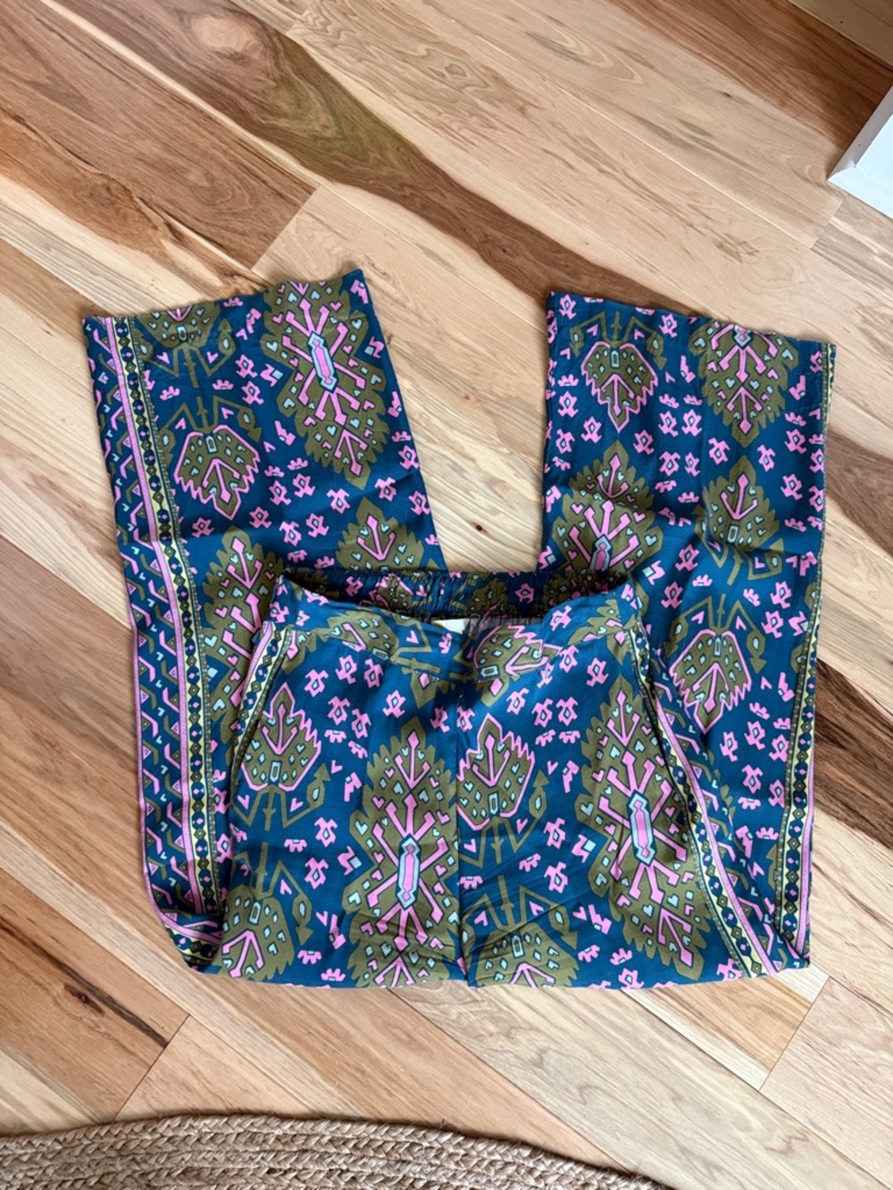 Boden Wide-Leg Printed Maxi Pants in Teal, Olive & Pink; size 10; - Picture 3 of 8